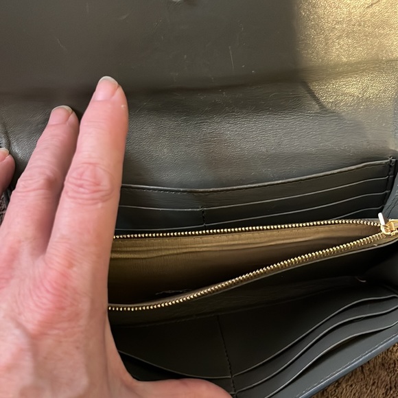 💚💙💚VINTAGE AUTHENTIC CELINE LEATHER WALLET 💚💙💚 - Picture 6 of 10